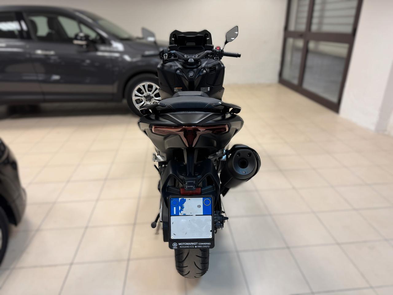 Yamaha T Max 560