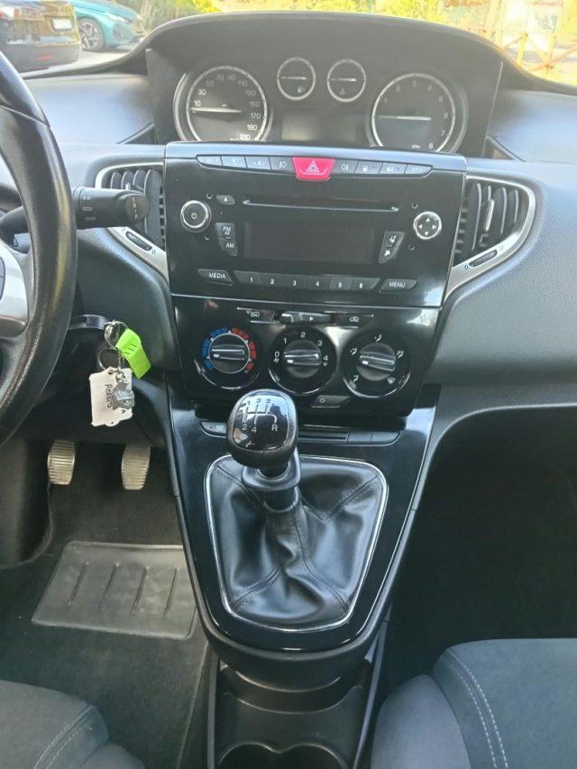 LANCIA Ypsilon 0.9 TwinAir 85 CV 5 porte Metano Ecochic Gold