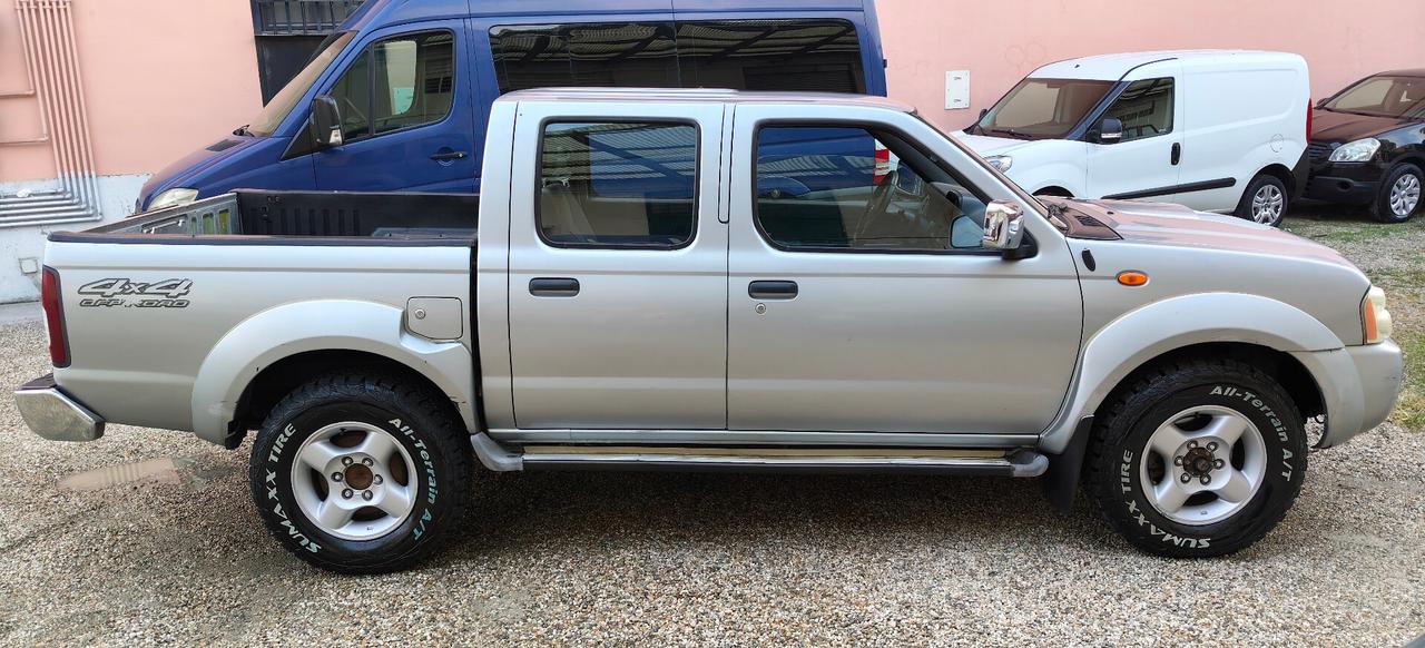 Nissan Navara 2.5 td Double Cab PICK UP