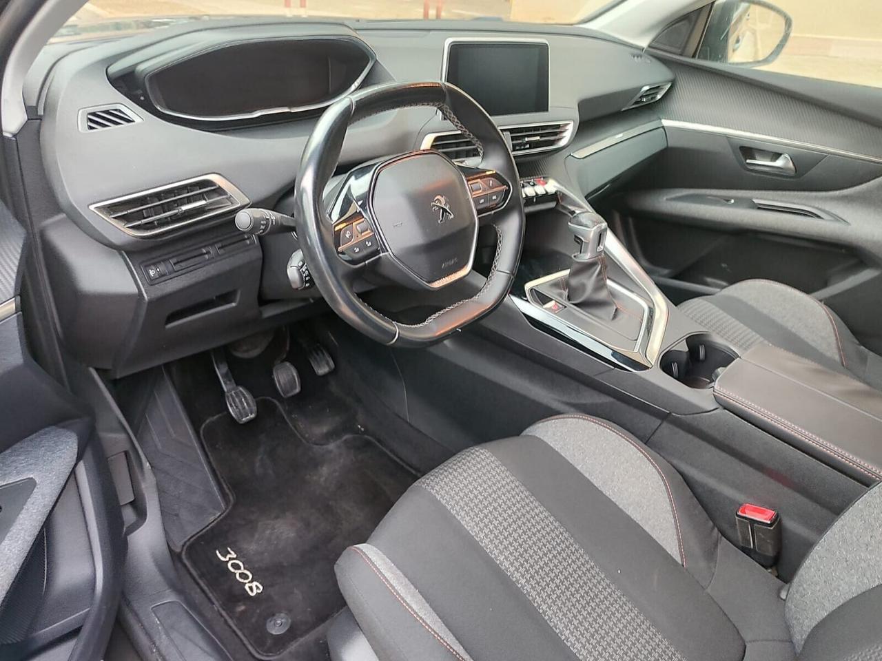 Peugeot 3008 1.5 BlueHDi 130 CV 2018