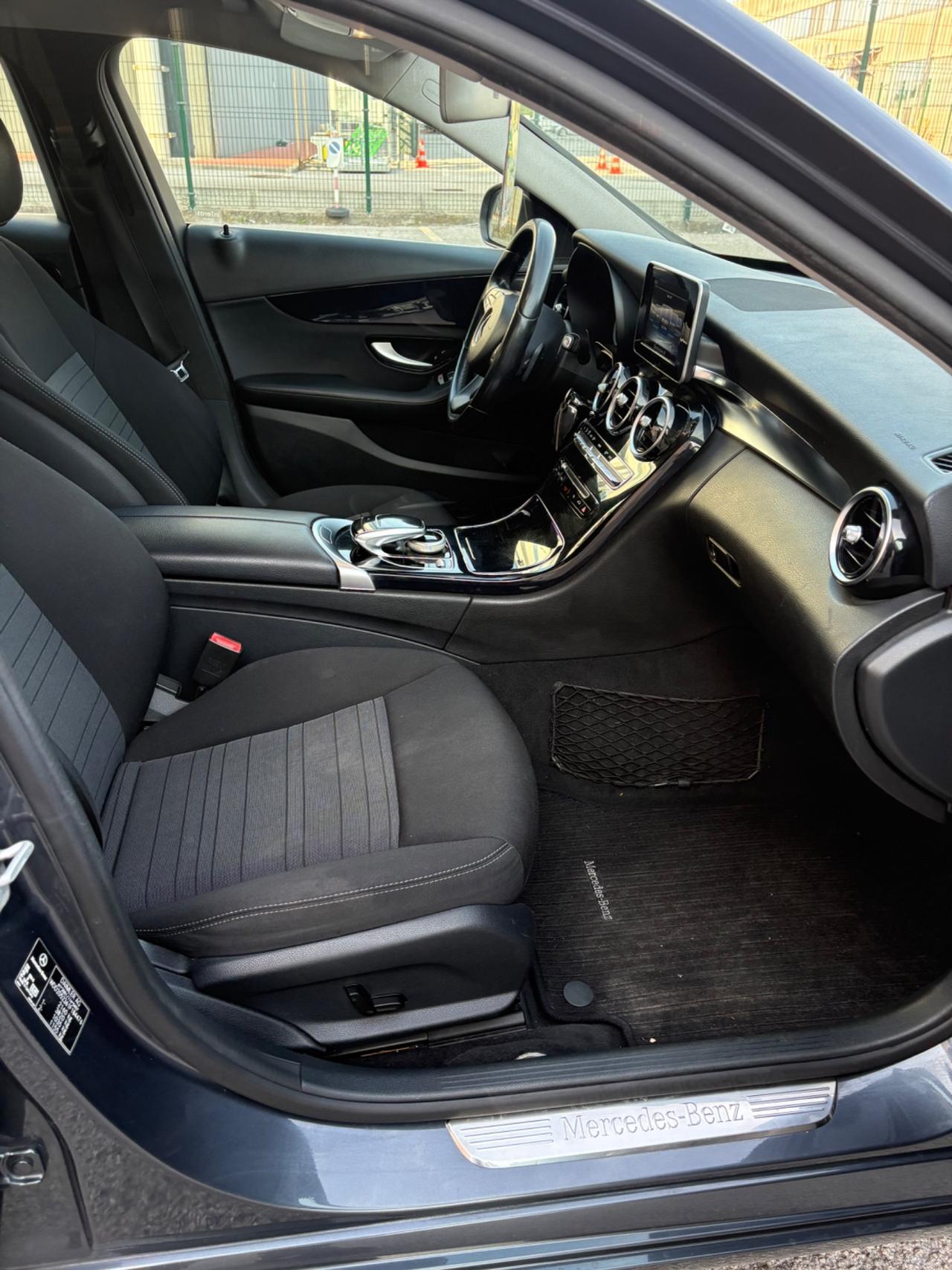 Mercedes-benz C 180 d S.W. Executive anno 2015
