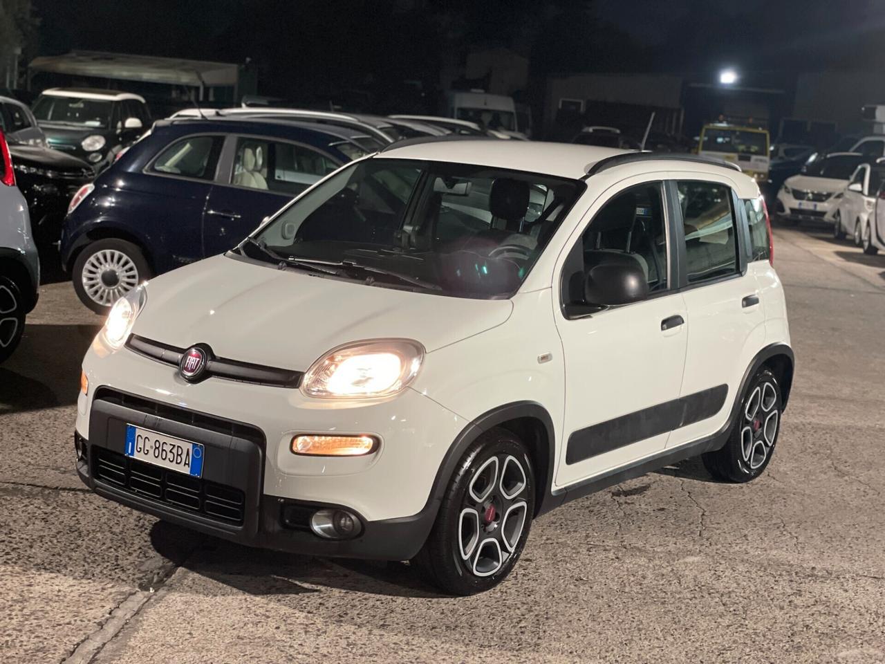 Fiat Panda 1.0 FireFly S&S Hybrid City Cross