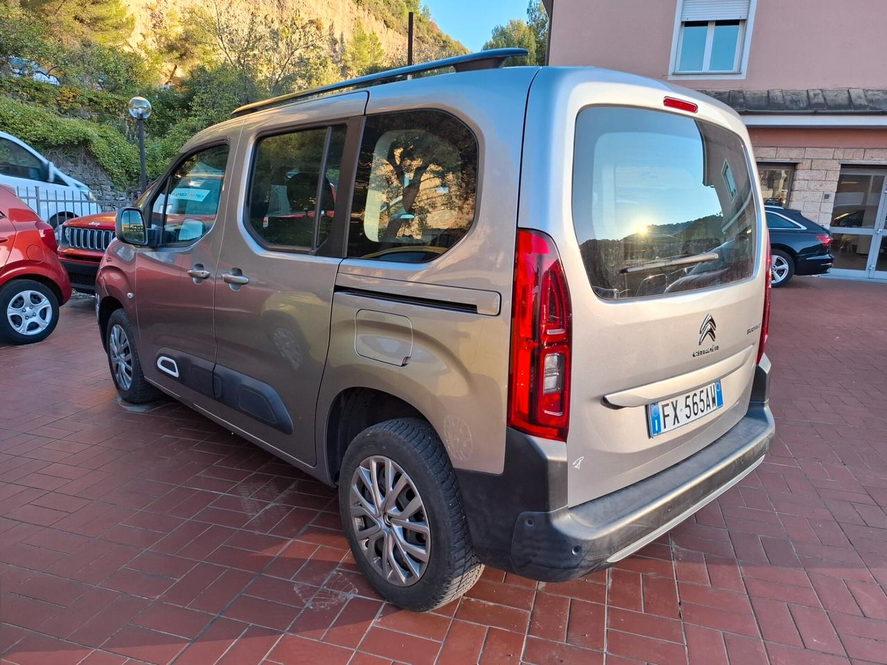 Citroen berlingo vetrato 5 posti