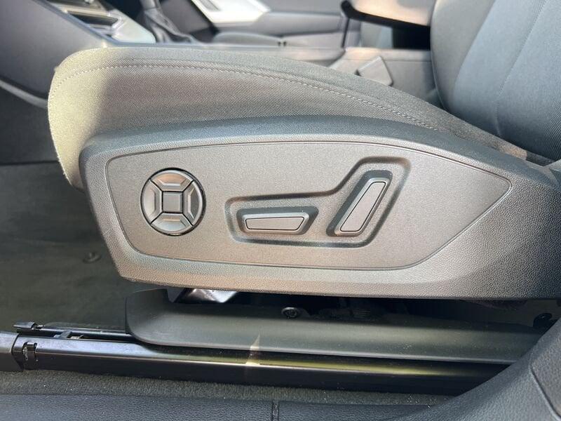 Audi Q3 35 TDI S tronic Business Advanced