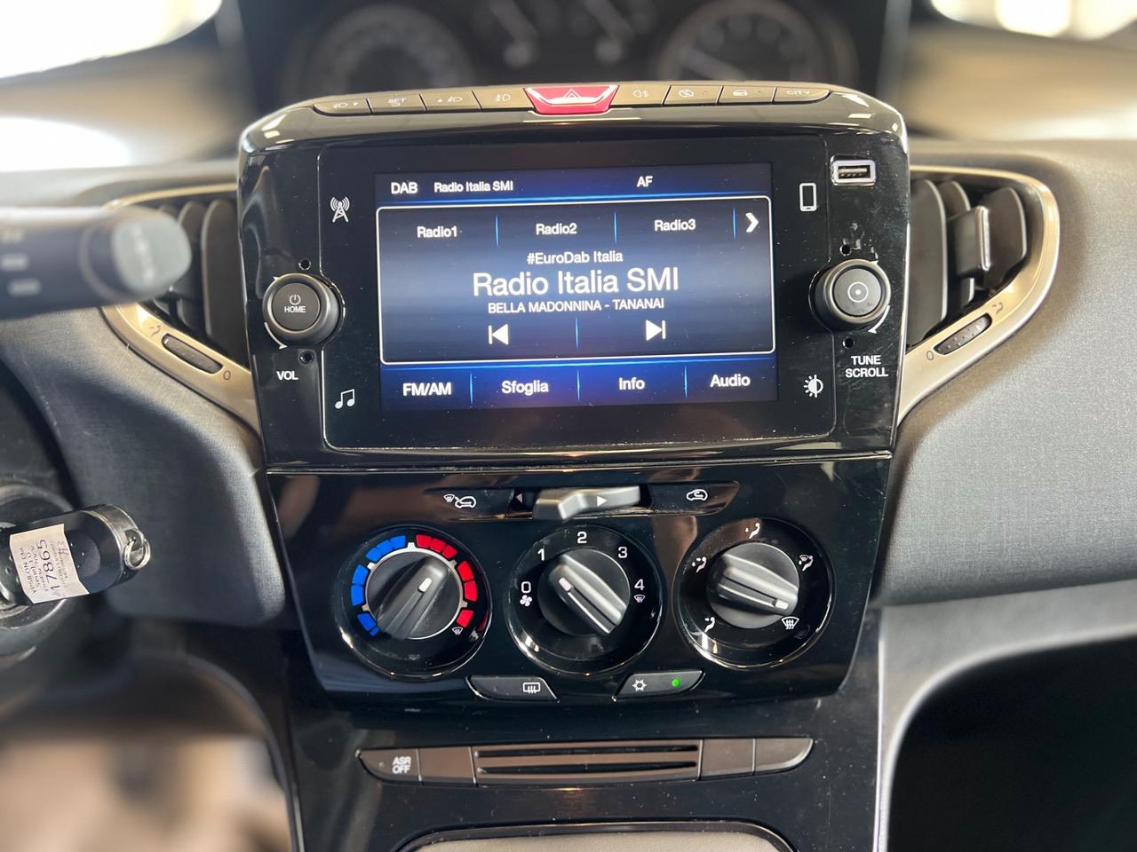Lancia Ypsilon 1.0 FireFly 5 porte S&S Hybrid Ecochic Gold