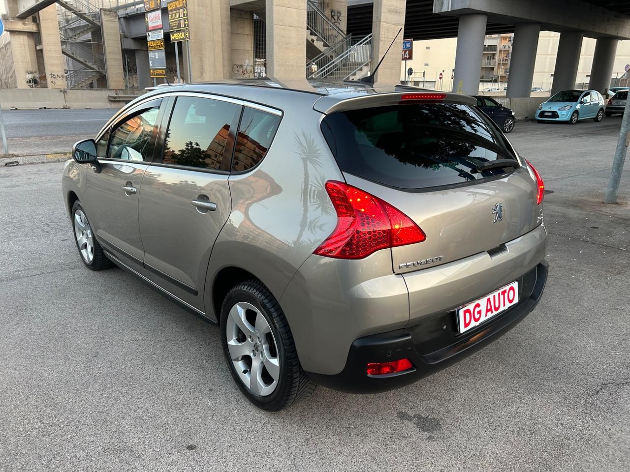Peugeot 3008 1.6 HDi 115CV 2013 automatica