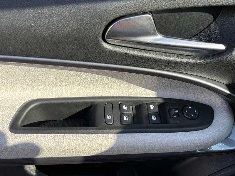 FIAT 600 (2023-->) Hybrid DCT MHEV La Prima