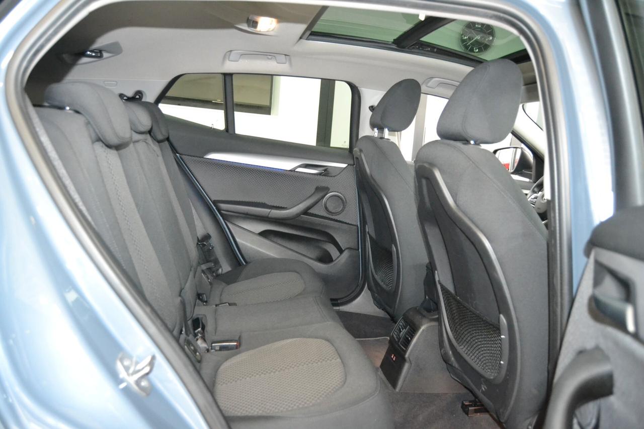 Bmw X2 sDrive16D Advantage TETTO/Navi/C.Auto