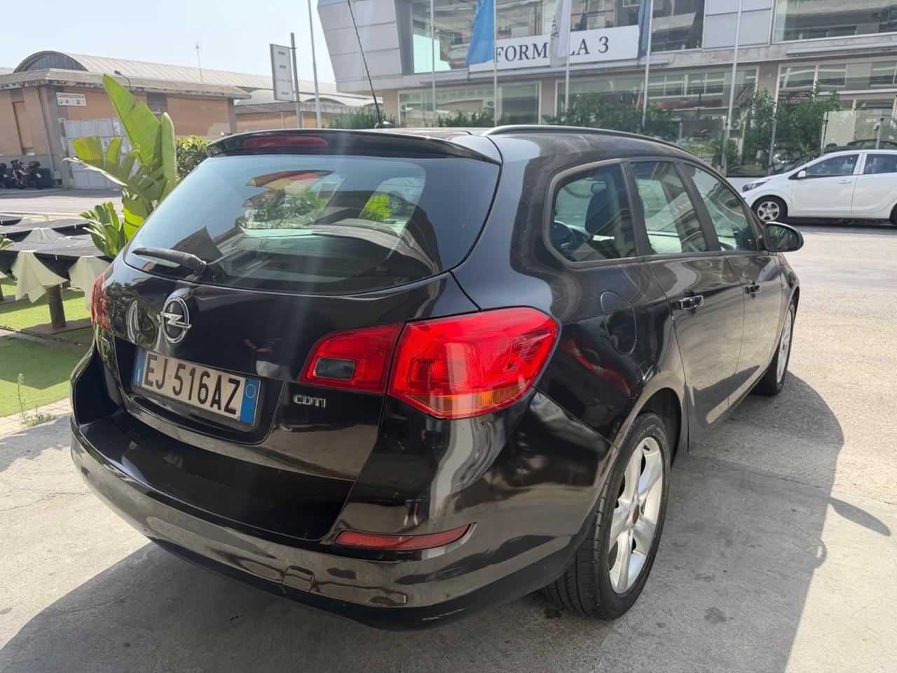 Opel Astra 1.7 CDTI 110CV Sports Tourer Cosmo 2011