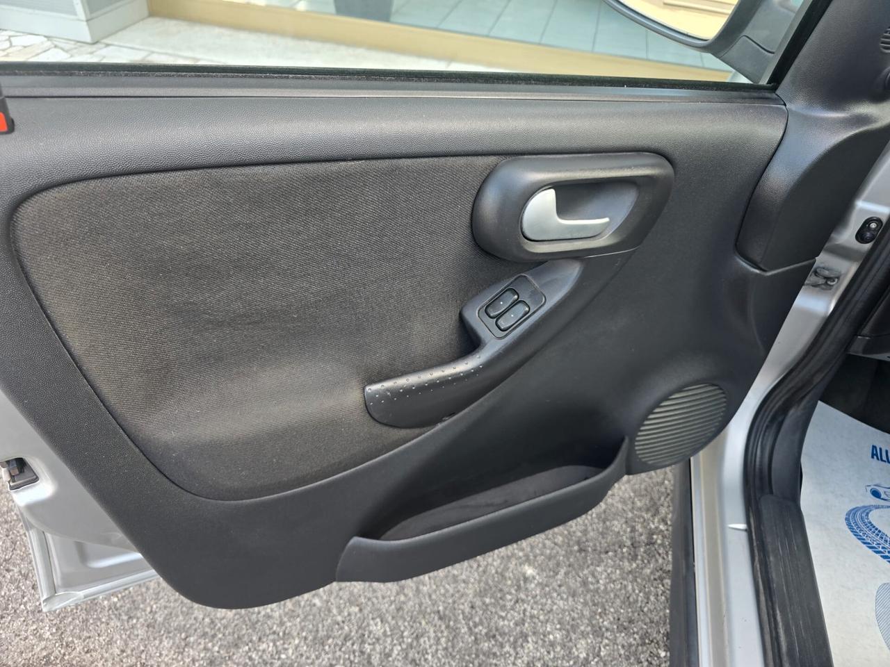 Opel Corsa 1.3 16V CDTI cat 5 porte Enjoy