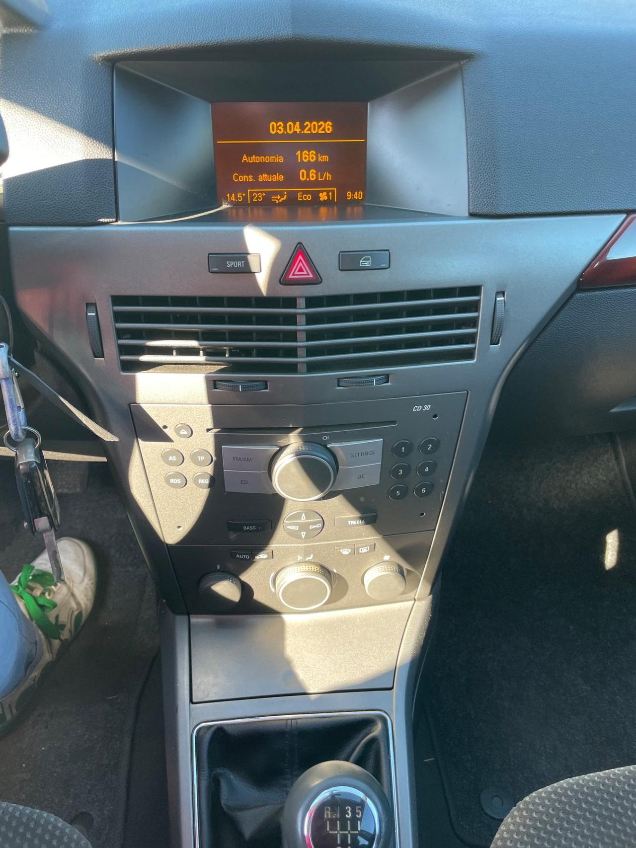 Opel Astra 1.6 16V Twinport 5 porte Cosmo