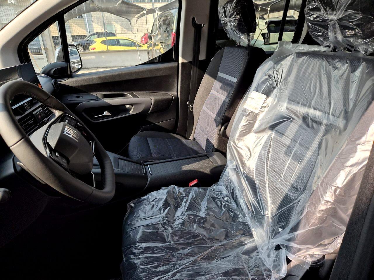 Fiat Doblo QUBO - Doblò 7 POSTI 1.5 d '' La Prima'' KM ZERO