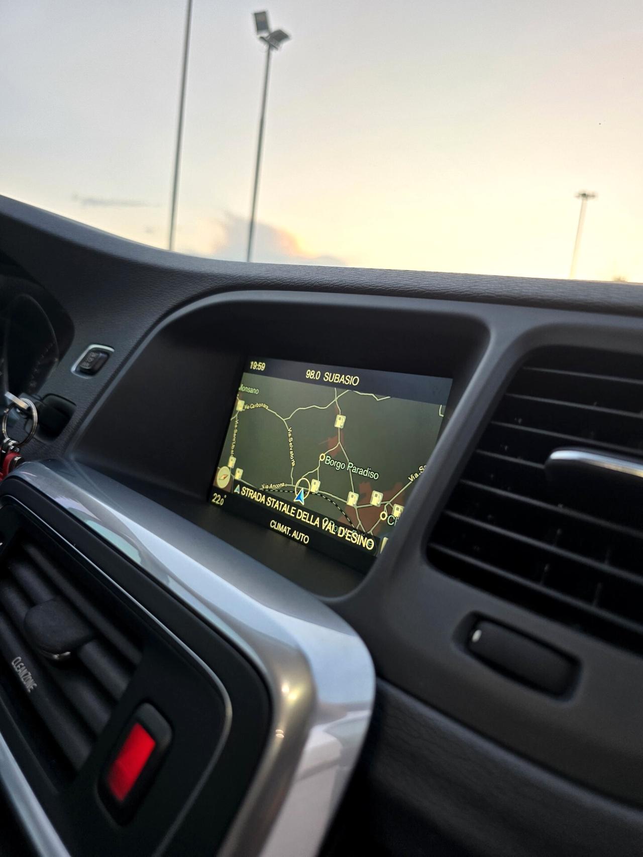 Volvo V60 2.0 d2 Volvo Ocean Race geartronic 120cv