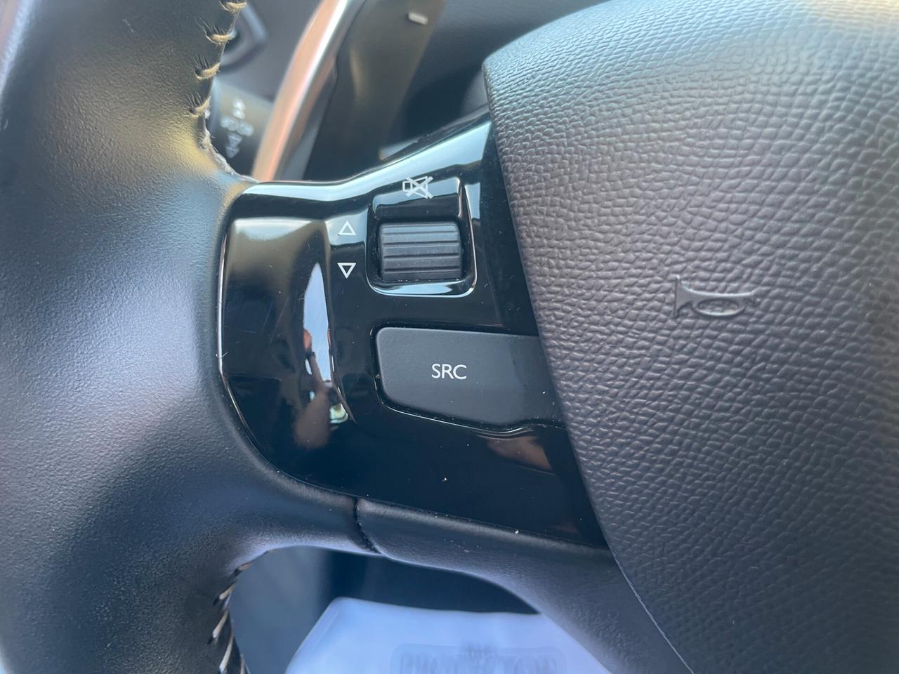 Peugeot 308 UNICO PROPRIETARIO - AUTOMATICA NEOPATENTATI