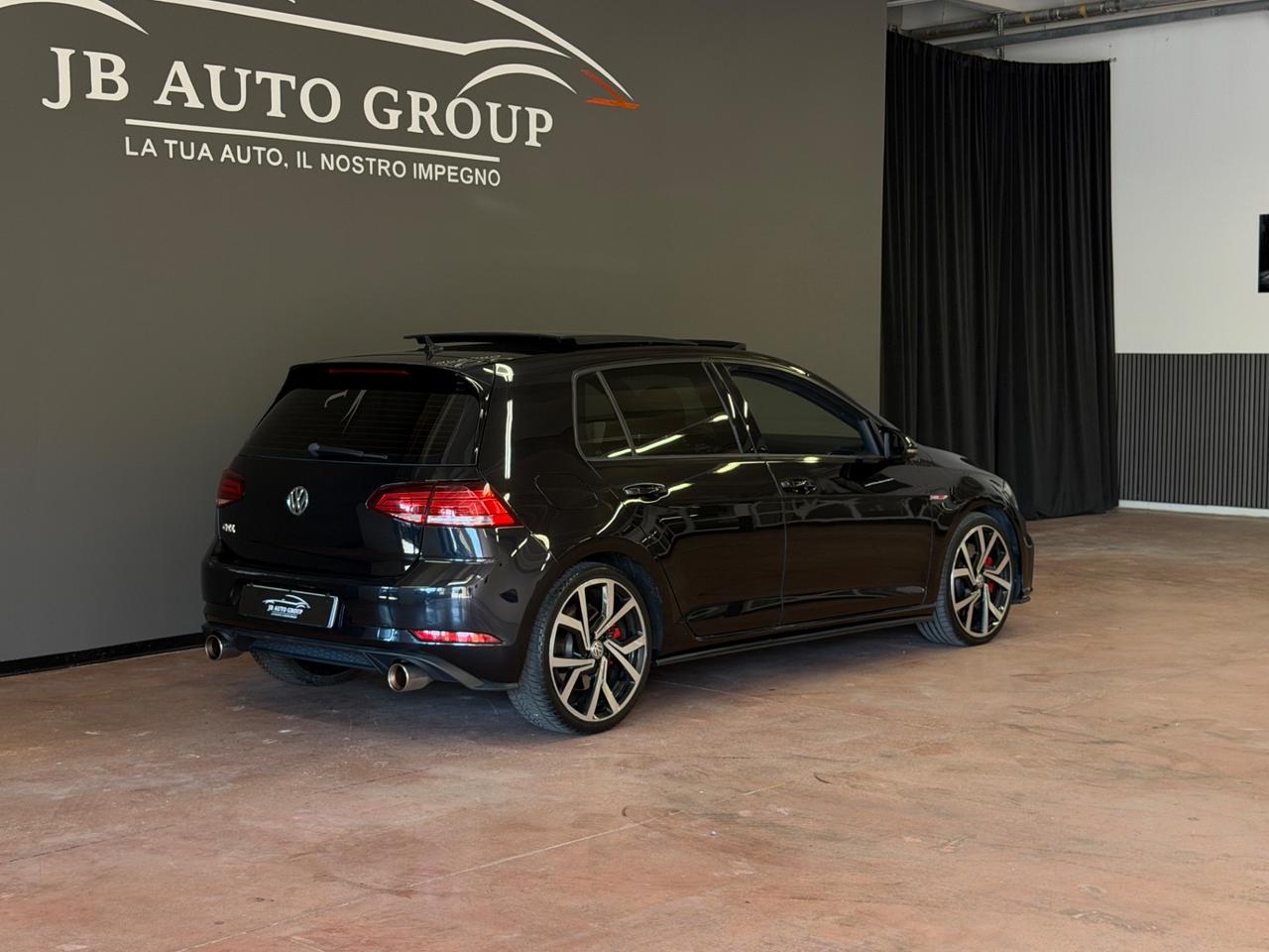 Volkswagen Golf GTI Performance 2.0 245 CV TSI DSG