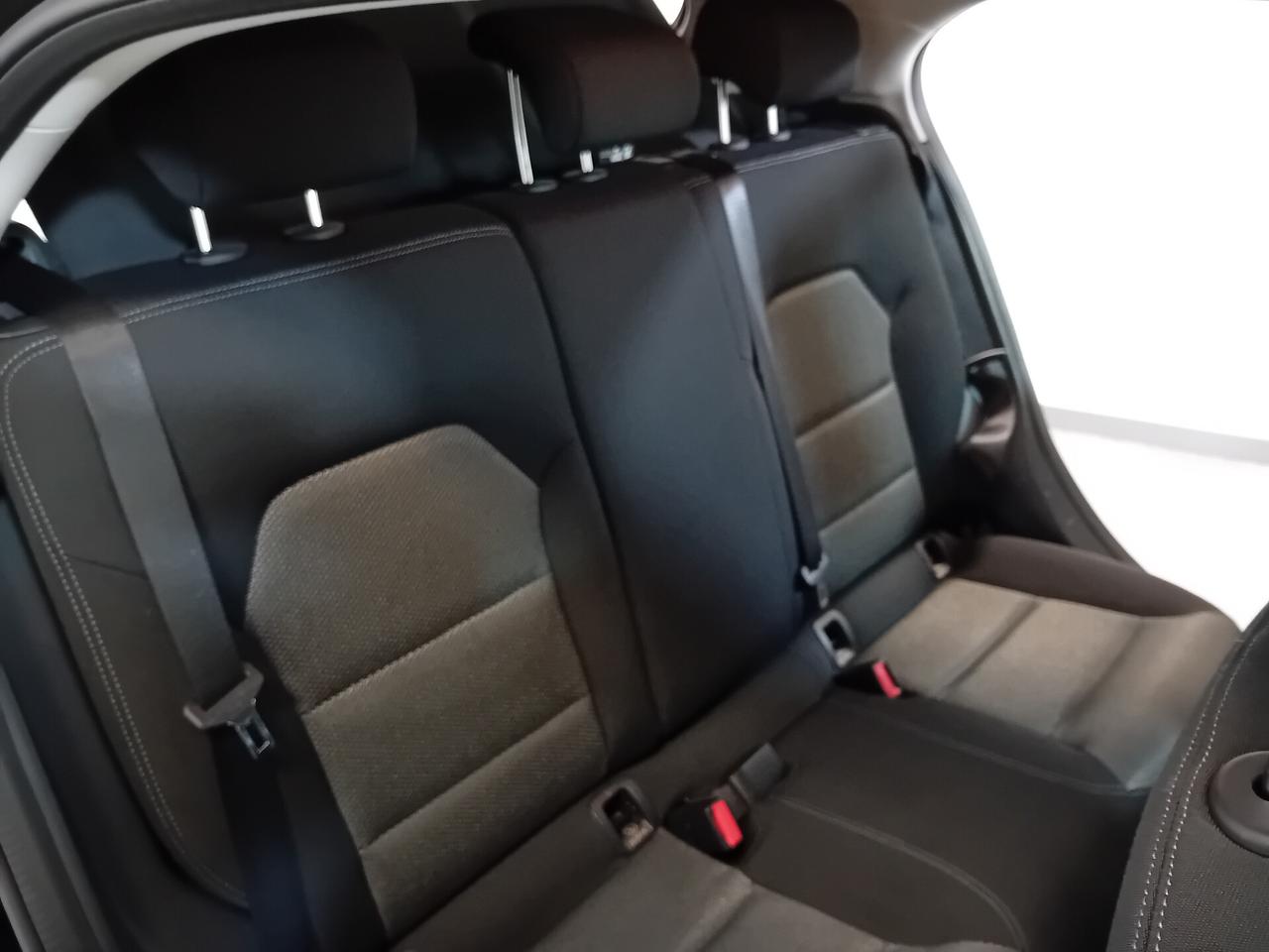 Mercedes-benz GLA 180 d Business