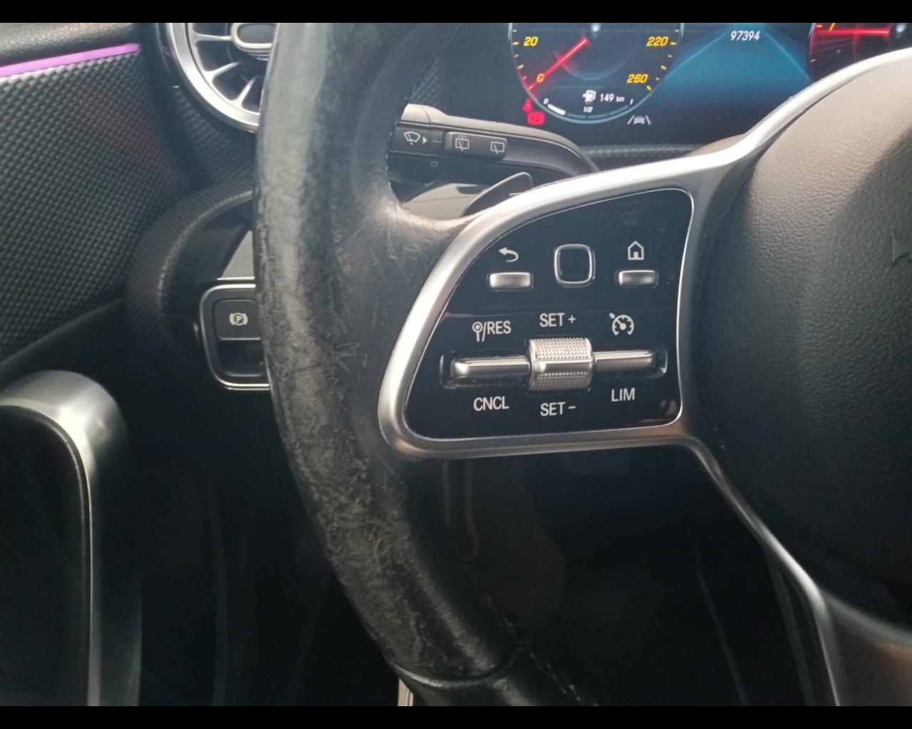 Mercedes-Benz Classe A - W177 2018 - A 180 d Sport auto