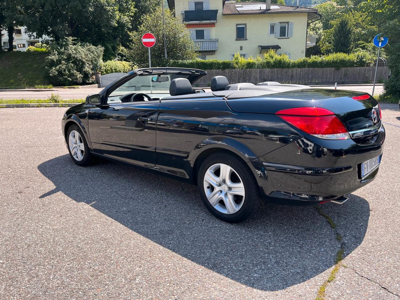 Opel Astra TwinTop 1.6 16V VVT Enjoy