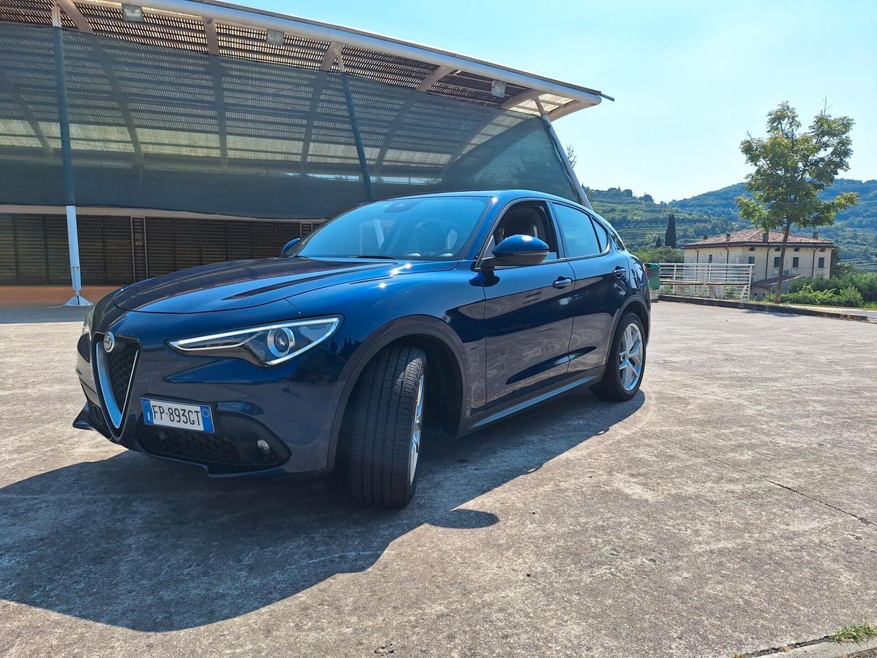 Alfa Romeo Stelvio 2.2 Turbodiesel 180 CV AT8 RWD Executive