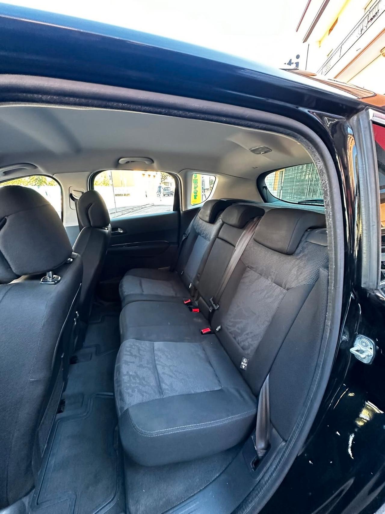 Peugeot 3008 1.6 HDi 110CV AUTOMATICA Premium NEOPATENTATI