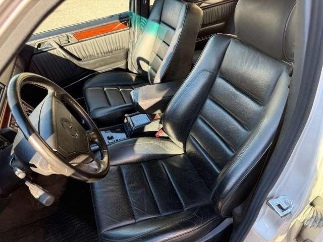 Mercedes-Benz E 500 cat