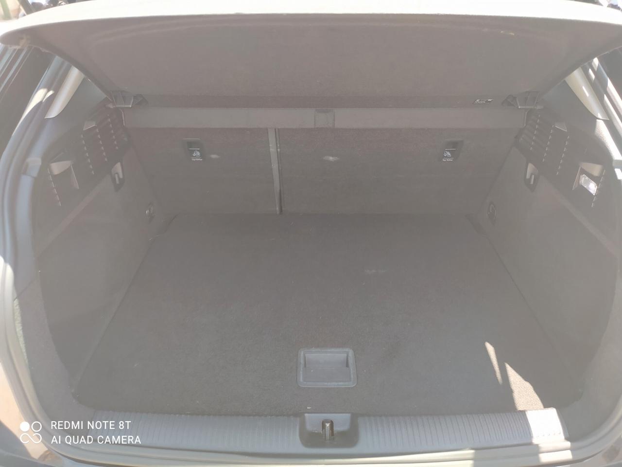Audi Q2 30 TDI Business Design s tronic