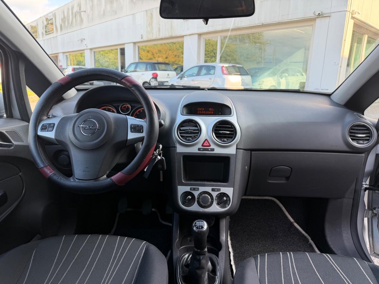 Opel Corsa 1.2 80CV 5 porte GPL-TECH Club