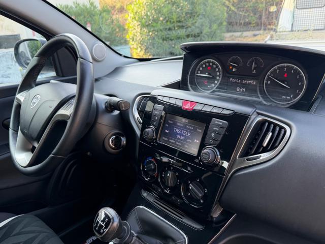 LANCIA Ypsilon 1.2 GOLD 5 POSTI+UCONNECT+SENSORI PARK
