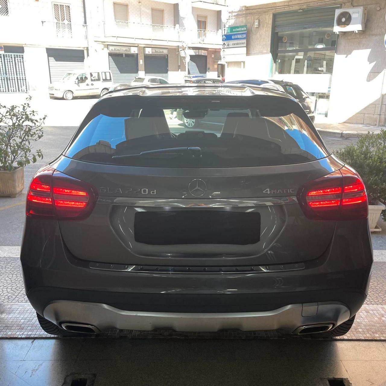 Mercedes-Benz GLA 220 d 170cv 4Matic Sport