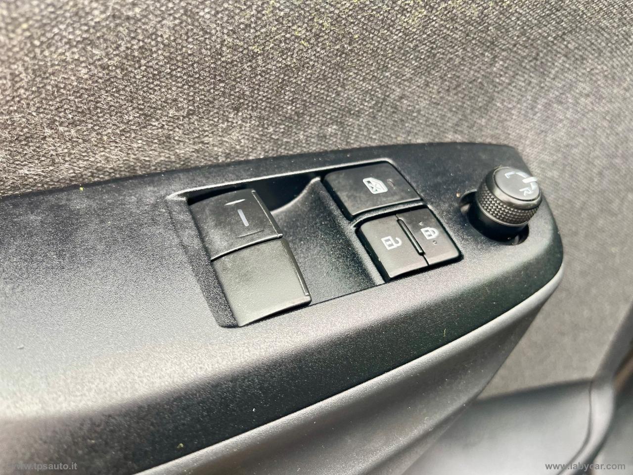 TOYOTA Yaris 1.0 5p. Business