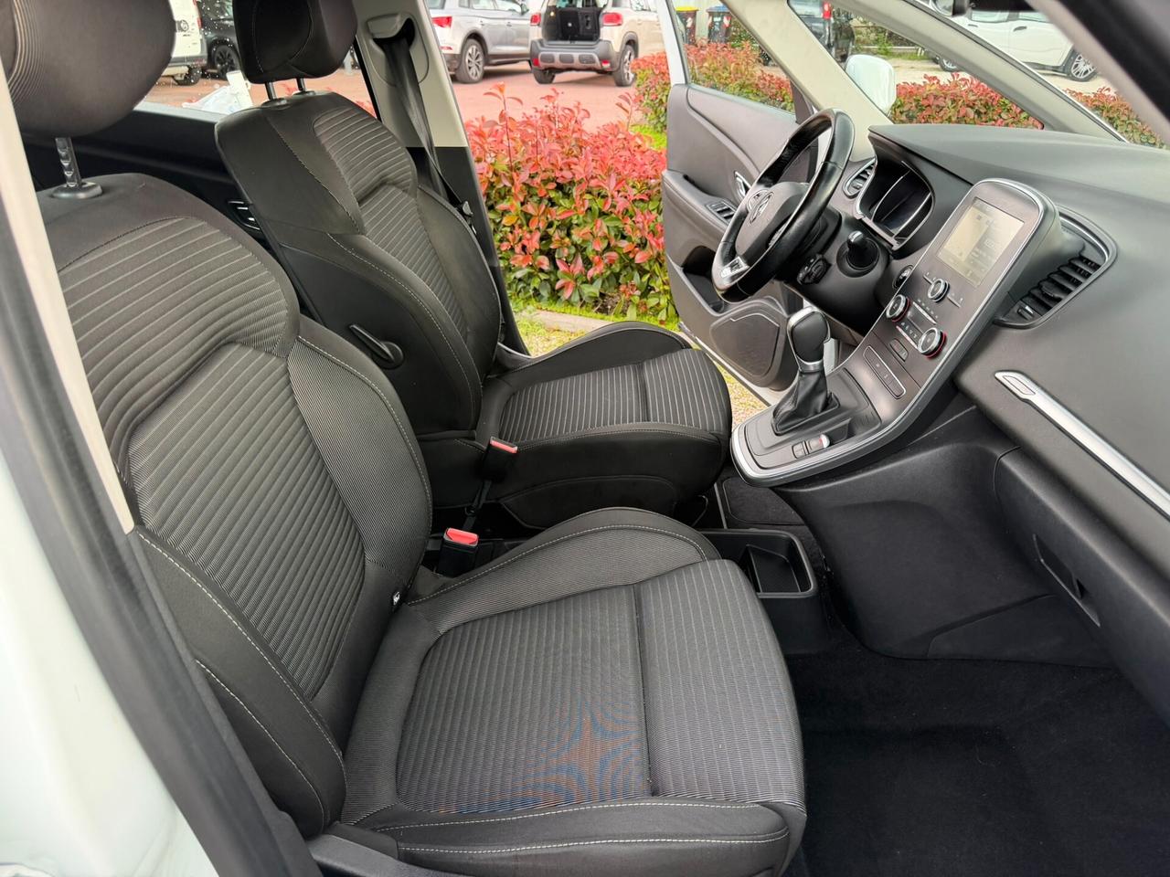 Renault Scenic Scénic dCi 8V 110 CV EDC Energy Intens