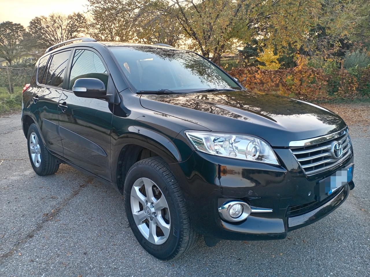 Toyota RAV 4 RAV4 2.2 D-4D 150 CV DPF Exclusive