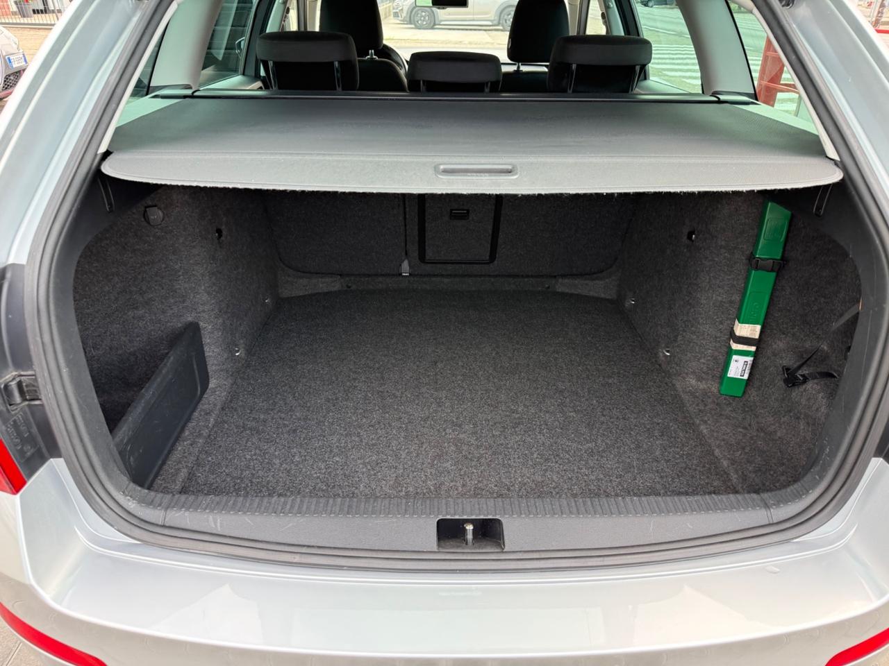 Skoda Octavia 1.6 TDI CR 110 CV DSG Wagon Style