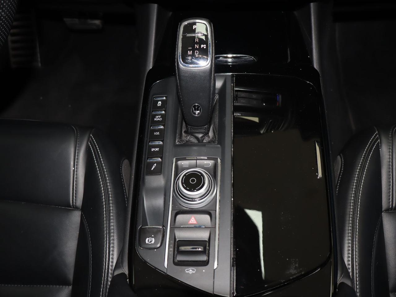 Maserati Levante Nerissimo Edition 3.0 #11607