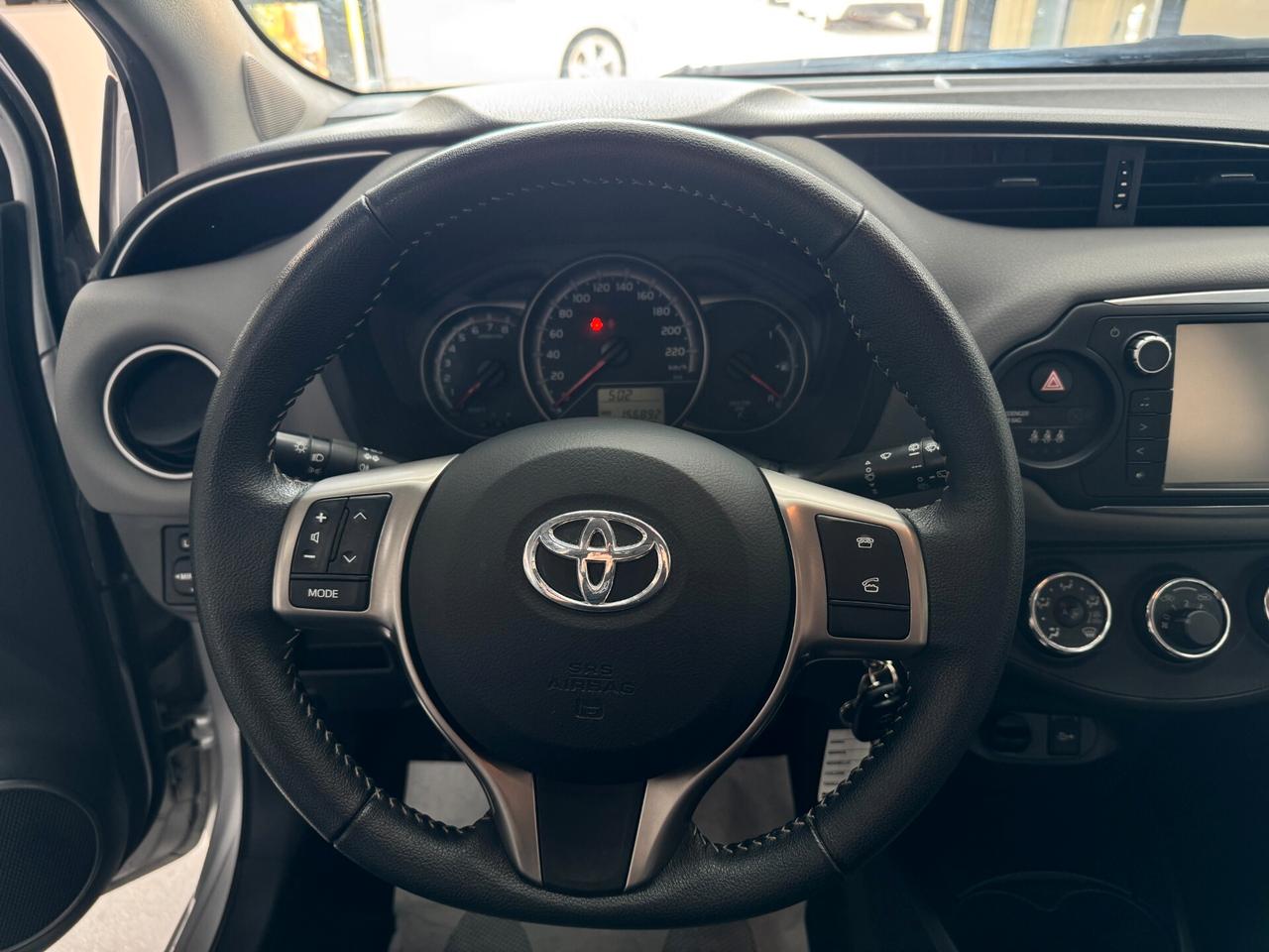 Toyota Yaris 1.0 5 porte Active