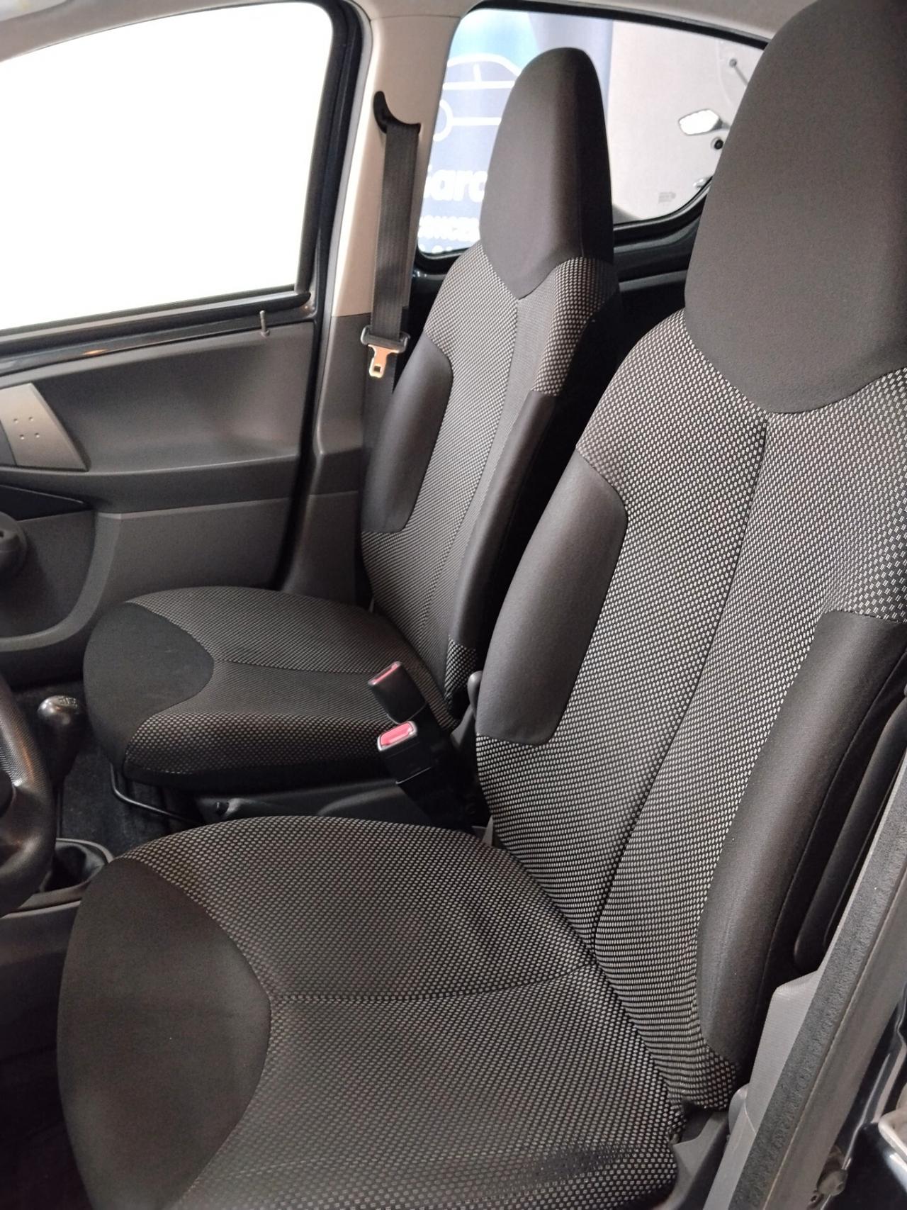 Toyota Aygo 1.0 benzina 2011 CON GARANZIA