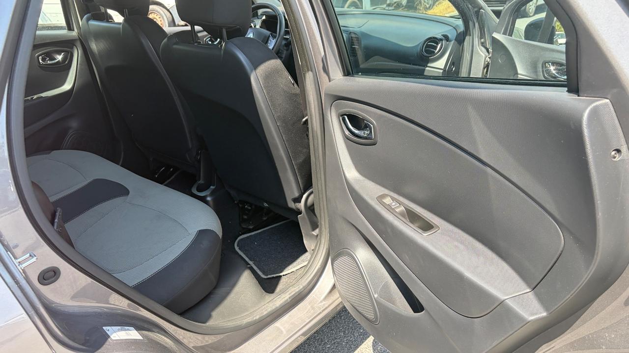 Renault Captur dCi 8V 90 CV EDC Start&Stop Energy Iconic
