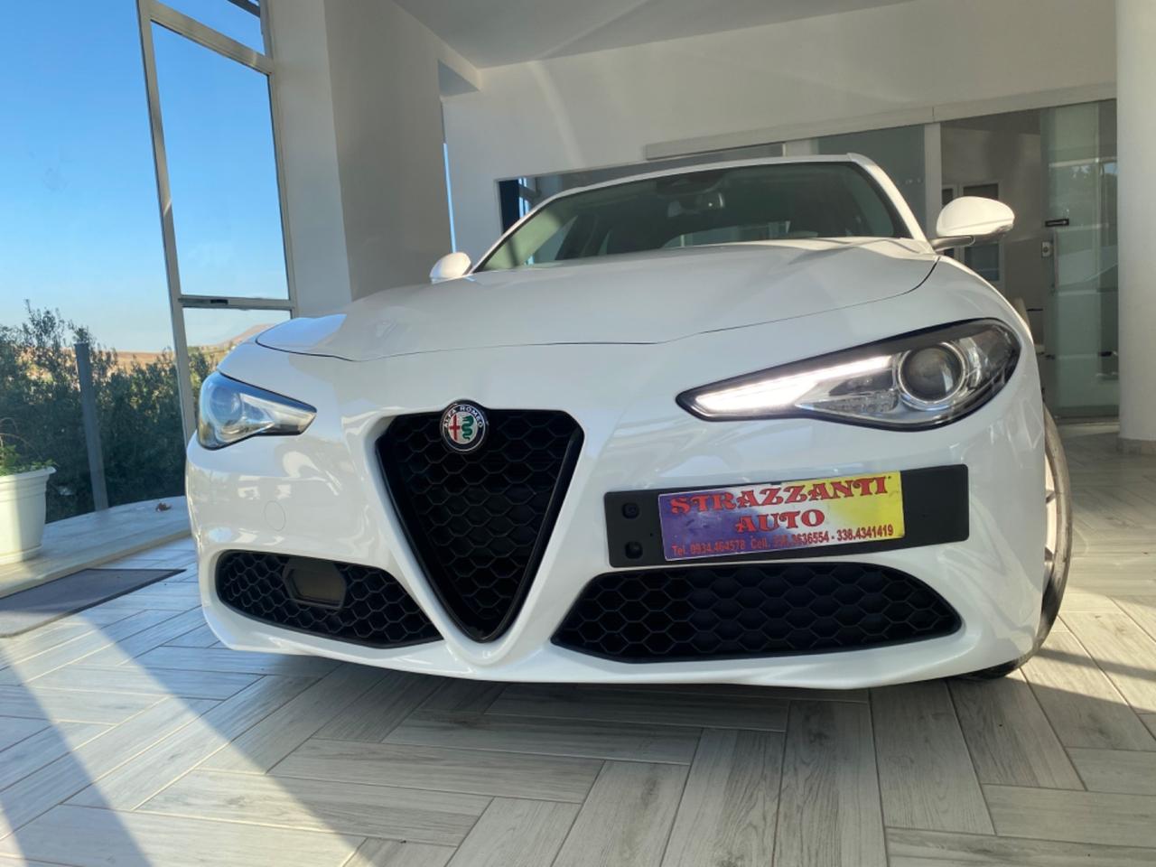 Alfa Romeo Giulia 2.2 TurboD B-tech AT8 FULL LED2020