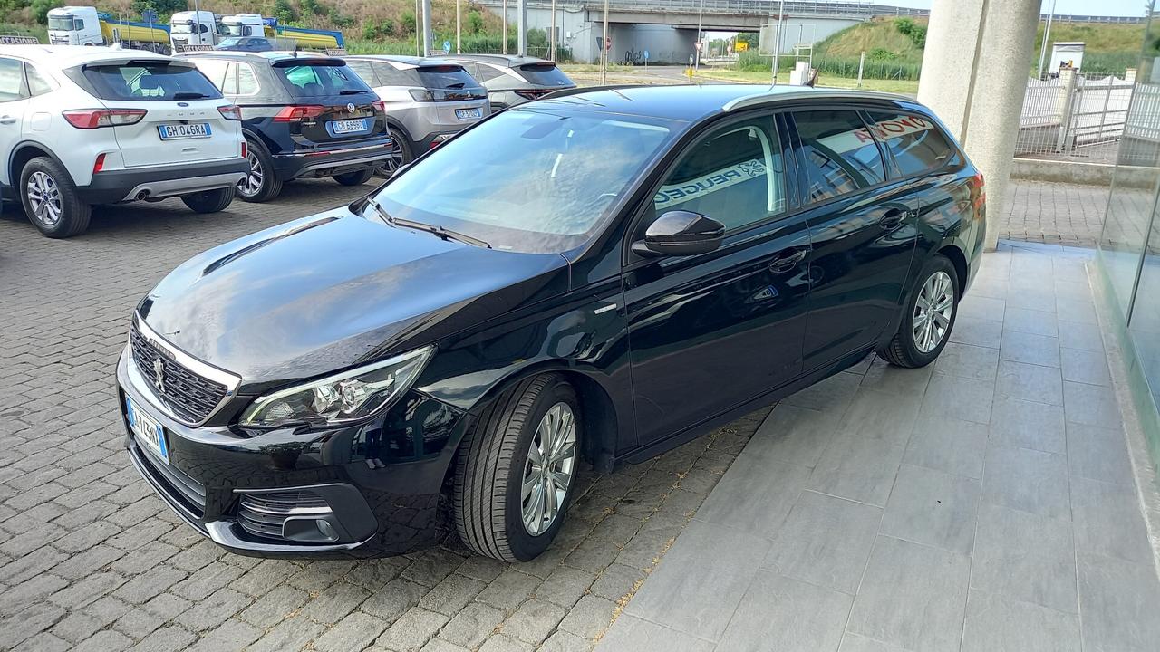 Peugeot 308 BlueHDi 100 S&S SW Style