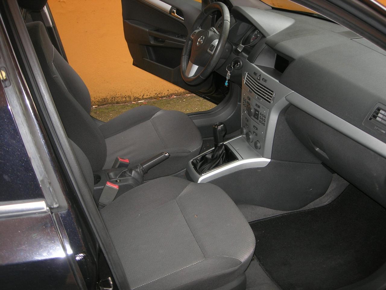 Opel Astra 1.6 16V VVT Station Wagon Enjoy