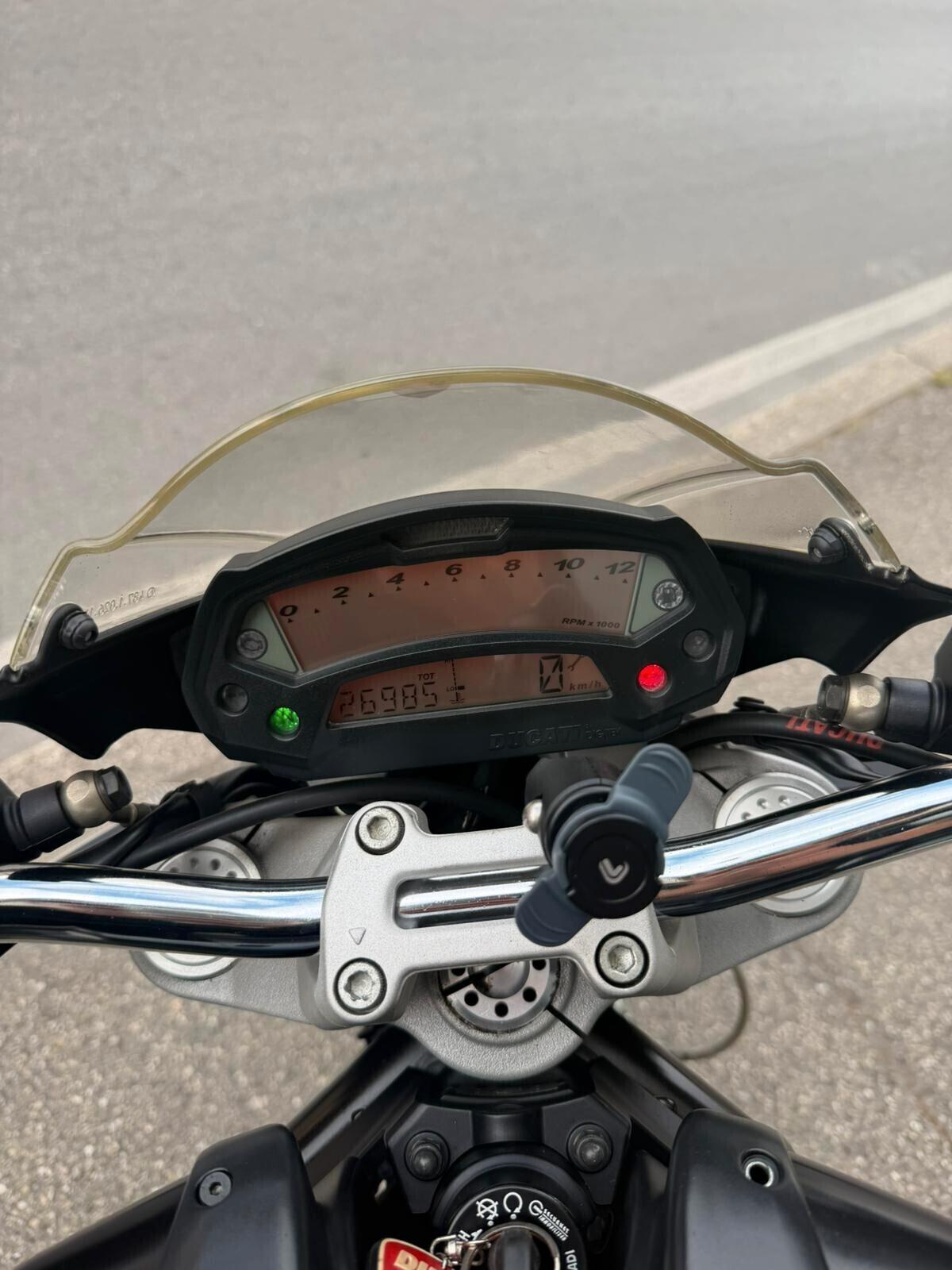 DUCATI MONSTER 696 NERO OPACO 04/2009 km 27000