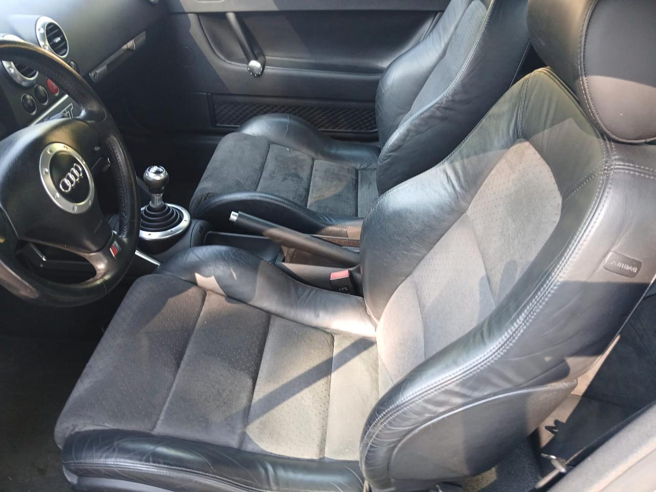 Audi TT Coupé 1.8 T 20V 179 CV cat quattro