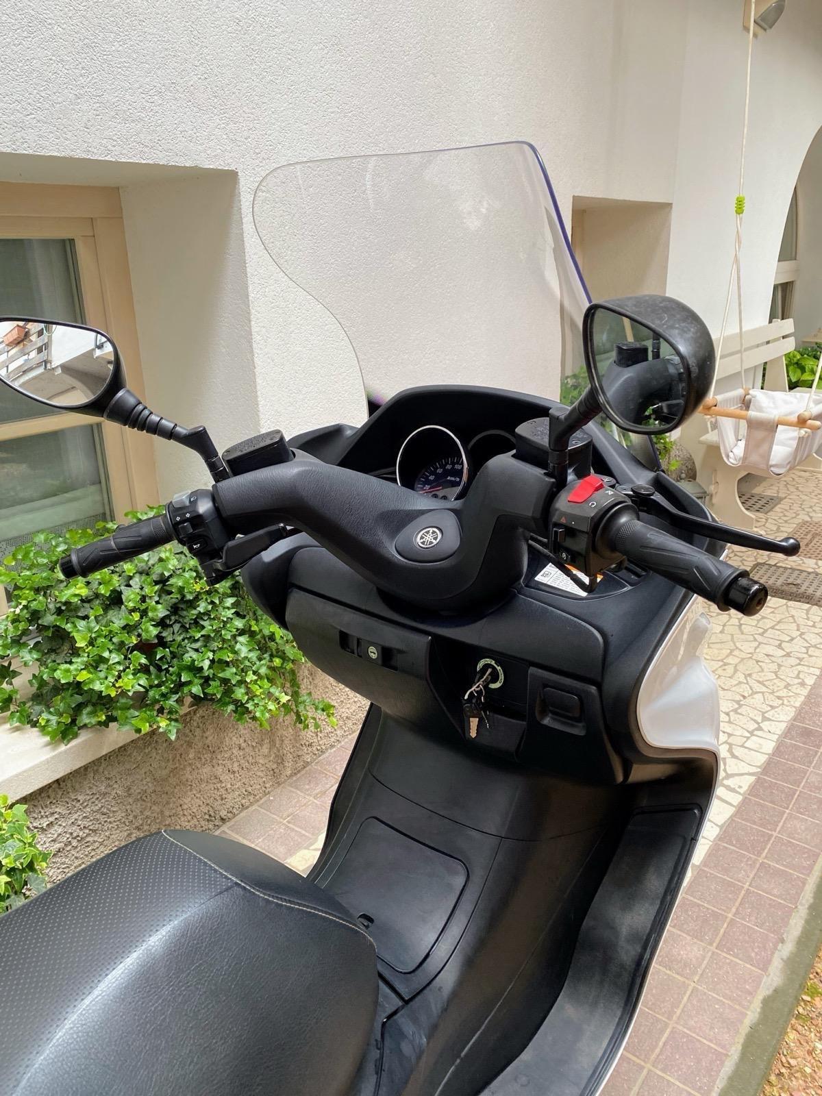 Yamaha Majestic 400