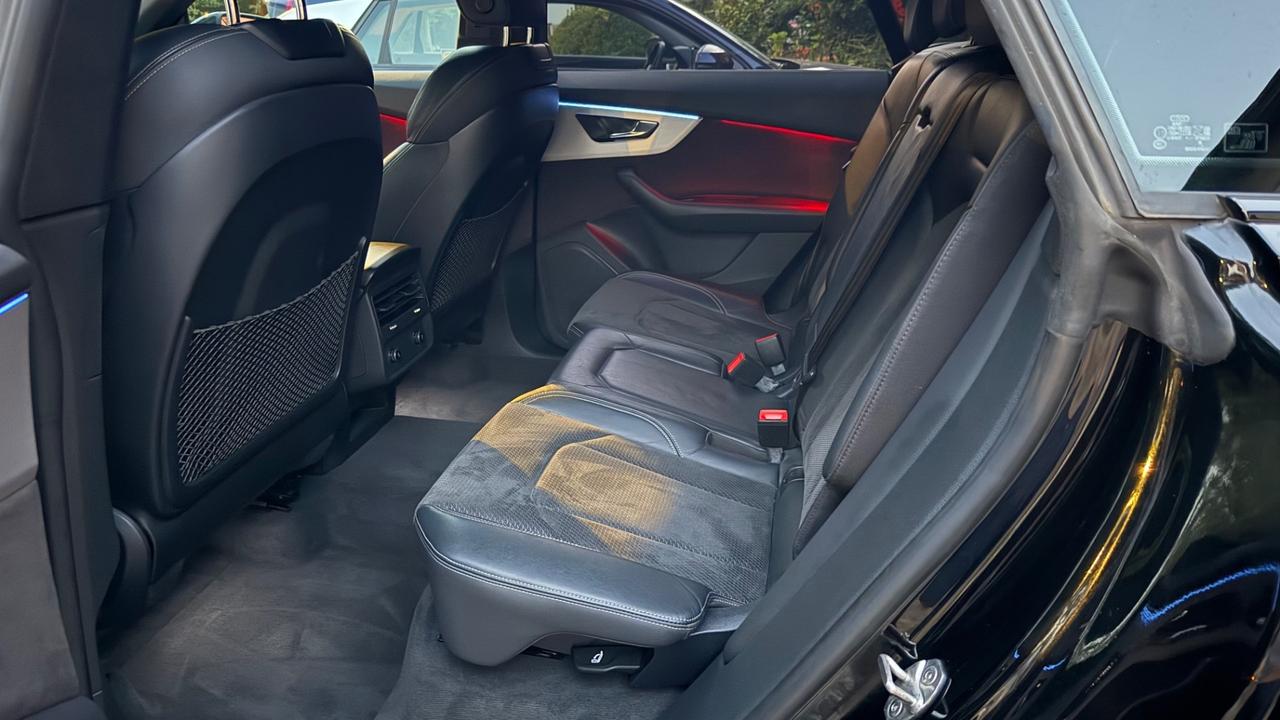 Audi Q8 50 TDI 286 CV quattro S-Line