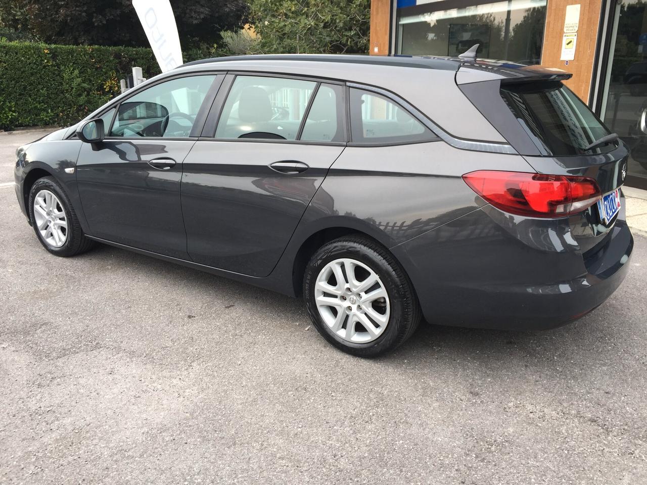 Opel Astra 1.4 100CV Sports Tourer Elective