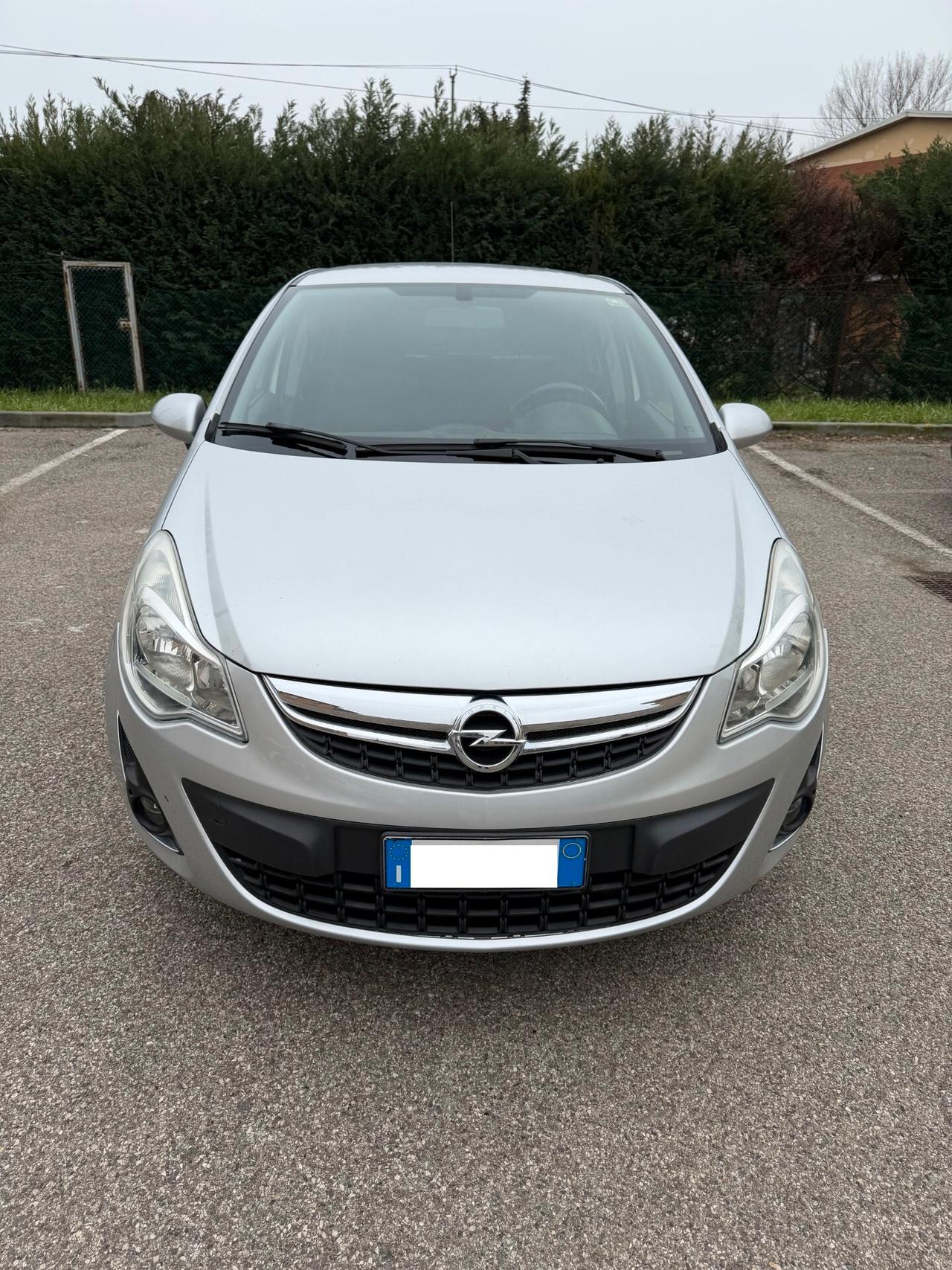 Opel Corsa 1.2 Gpl - NEOPATENTATI - 12 MESI DI GARANZIA -