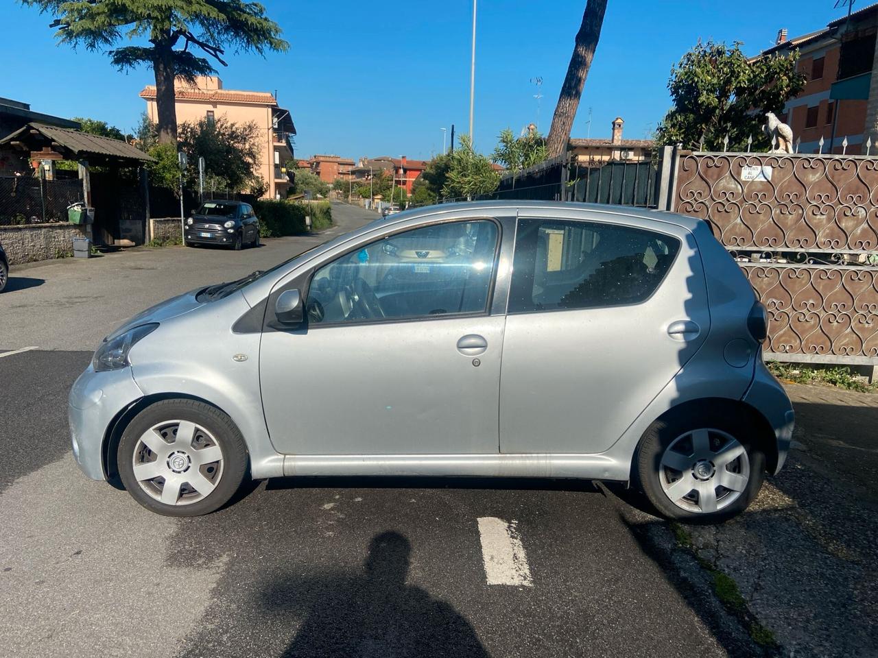 Toyota Aygo 1.0 12V VVT-i 5 porte Orange Connect MMT