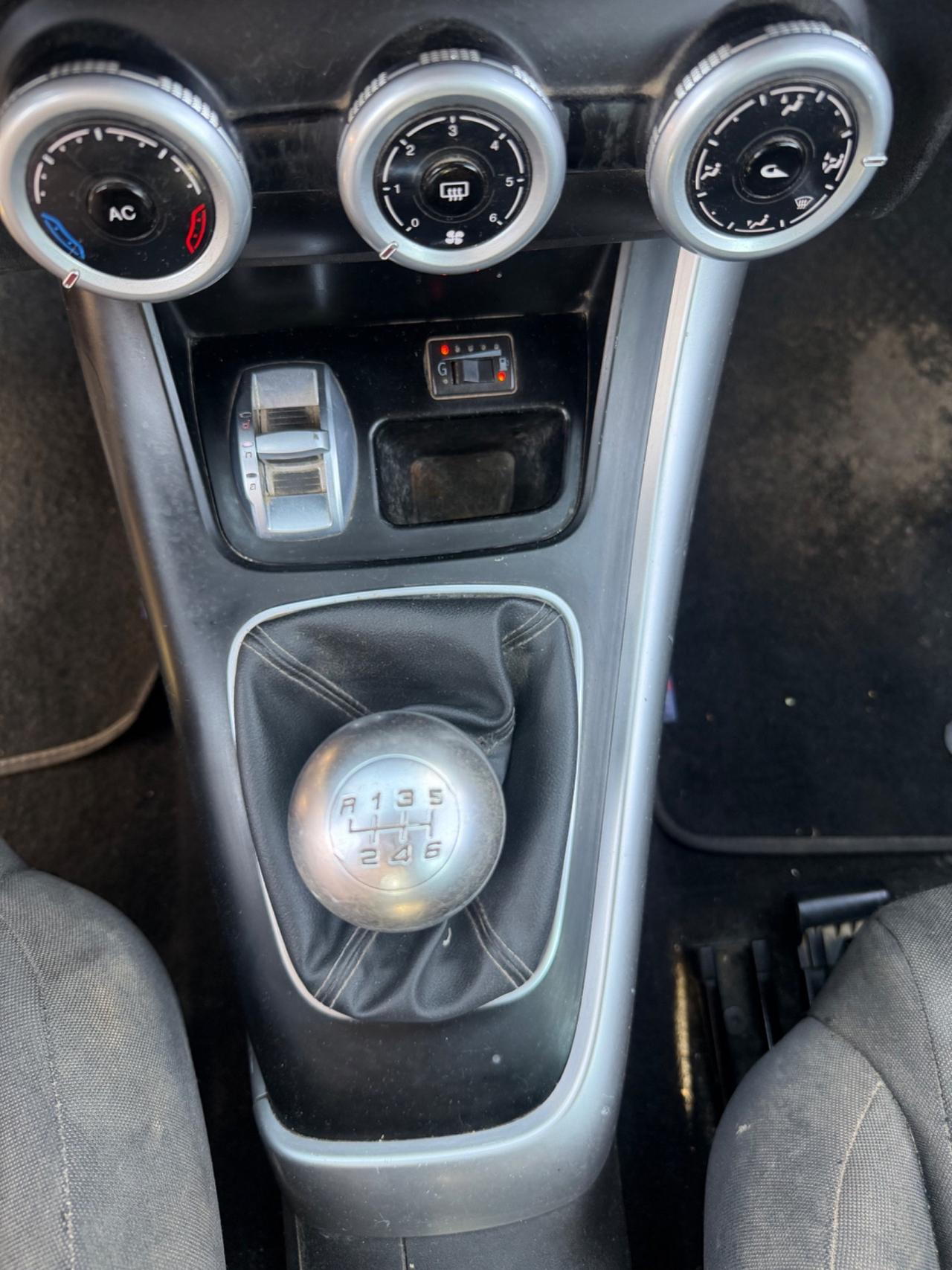 Alfa Romeo Giulietta 1.4 Turbo 120 CV GPL Progression