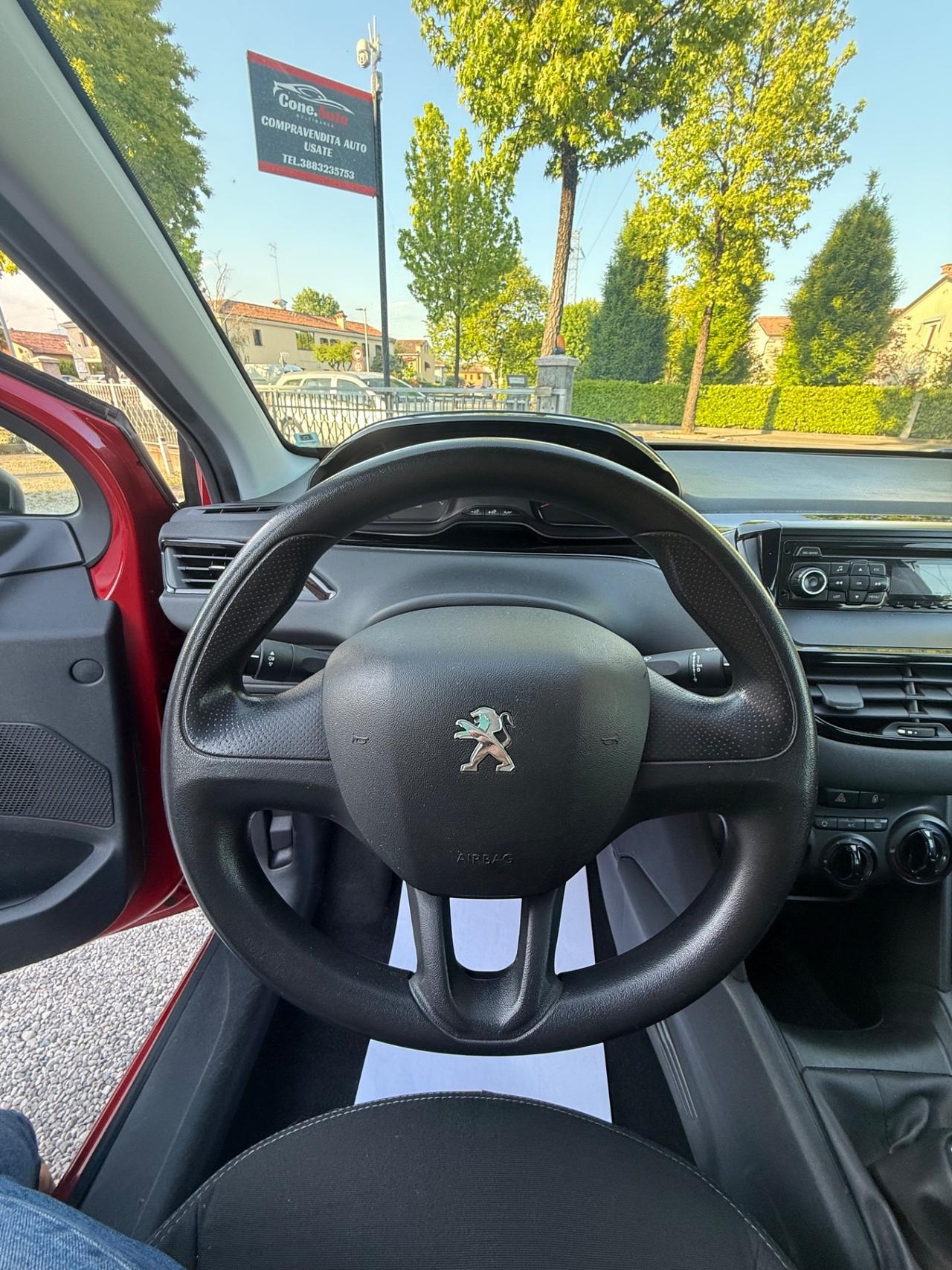 Peugeot 208 1.2 VTi 82 CV 5 porte Access ok neopatentati