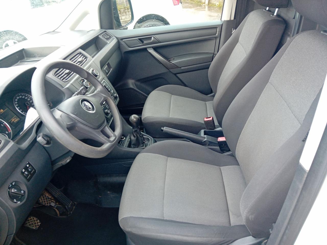 Volkswagen Caddy 2.0 TDI - 2019 - E6